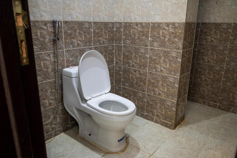 Bathroom 3, Quiet Rooms 9 Serviced Apartments, Riyadh