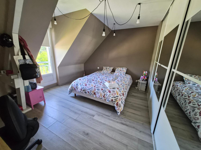 Bedroom, Chambres Logement 130m2 - Circuit 24h Le Mans, Sarthe