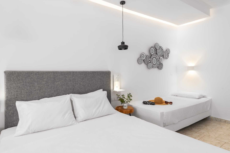 Bedroom 5, Elvita Beach Hotel, South Aegean