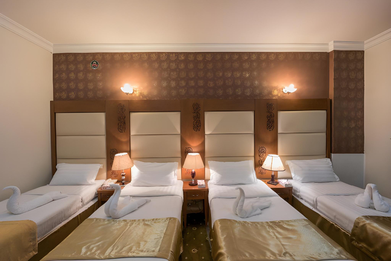 Bedroom 3, Al Mukhtara International Hotel, Al Madinah Al Munawwarah