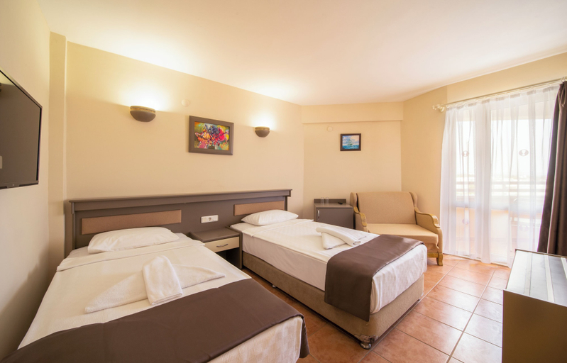 Room 4, Hotel Esra Family Suite - All inclusive, Didim