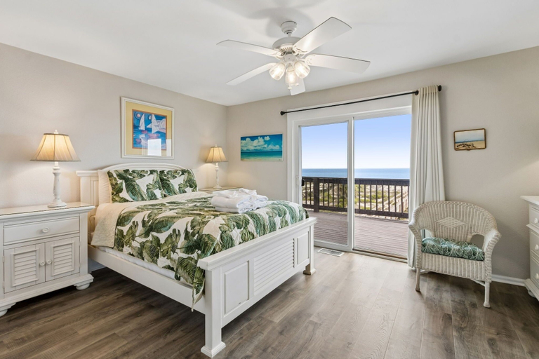 Bedroom 3, Relaxed Atmosphere in S Fletcher Duplex by RedAwning, Nassau