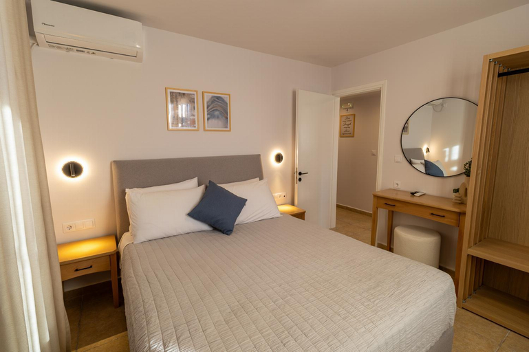 Bedroom 2, Nafsika Beach House, Ionian Islands