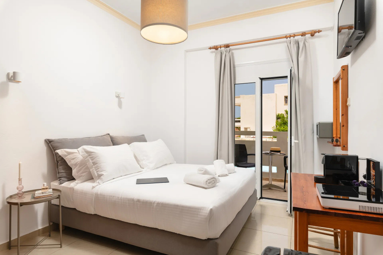 Bedroom 2, Thelesi Apartments, Crete