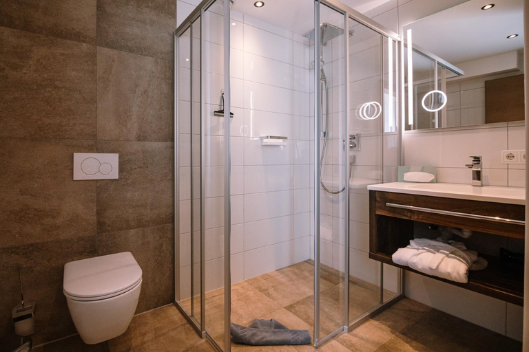 Bathroom 3, Hotel Wiese, Imst