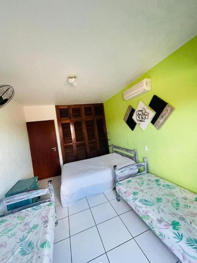 Room 2, HOSTEL E POUSADA BAHIA BEACH, Itanhaém