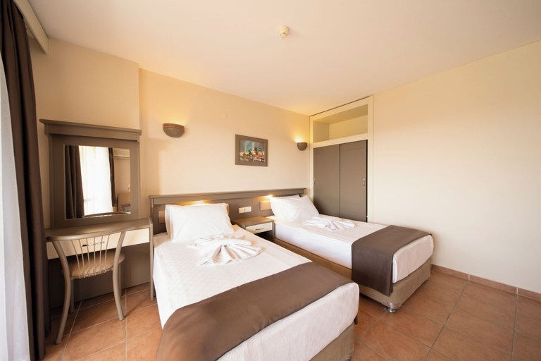 Room 3, Hotel Esra Family Suite - All inclusive, Didim