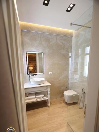Bathroom 3, Villa Domenico Korce Old Bazaar, Korçës