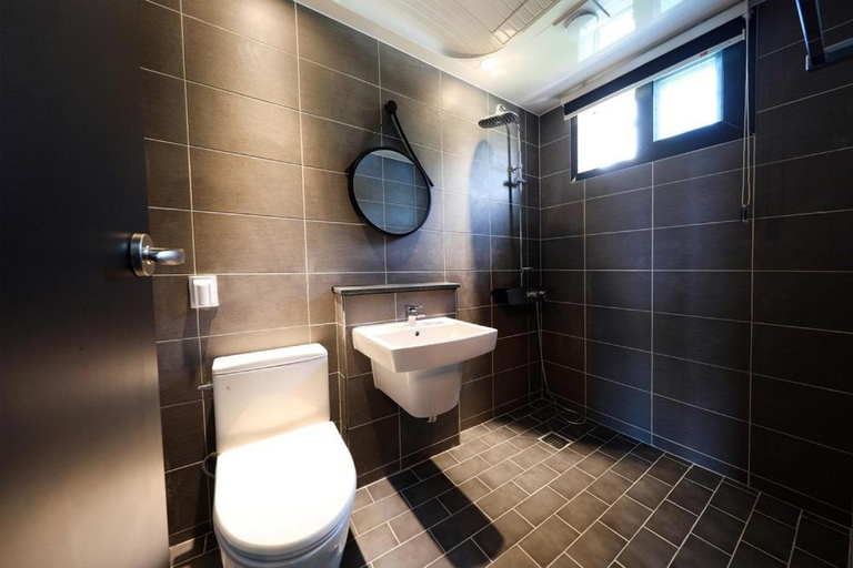 Bathroom 3, Samcheok Raon Spa Pension, Samcheok