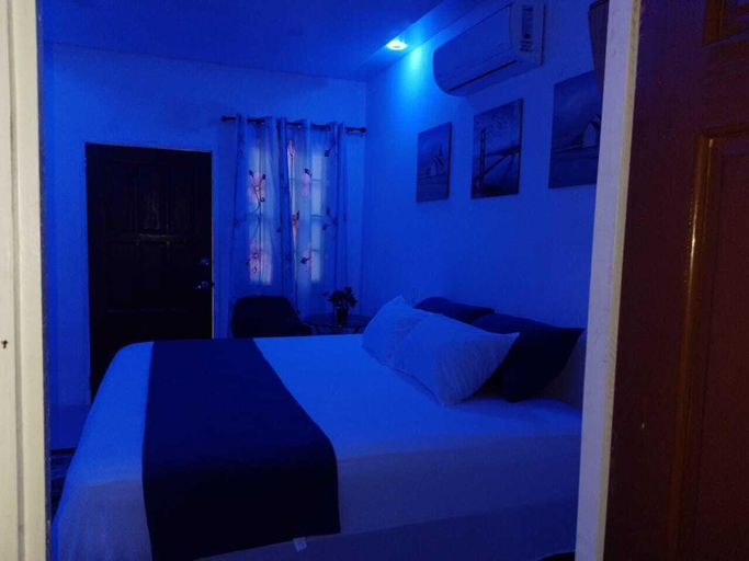 Bedroom 5, Wisroc Oasis, Linden