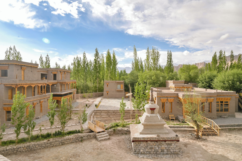 Exterior 3, Bilupa Mountain Lodge, Leh
