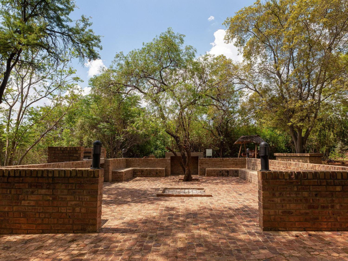 Others 5, Featherwood Farm, City of Tshwane