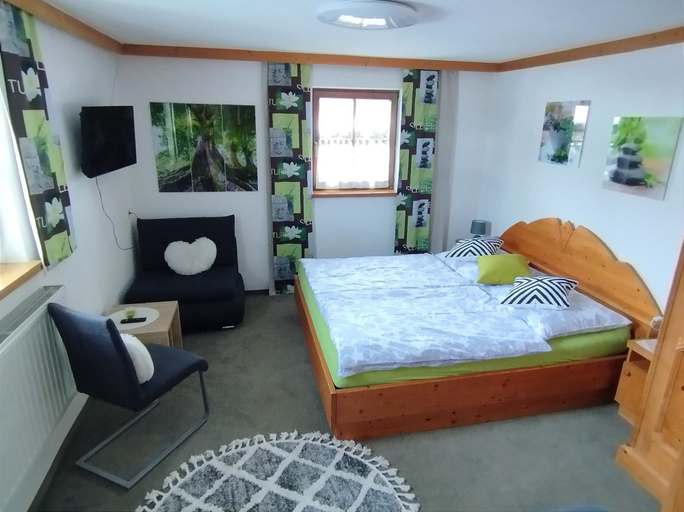 Bedroom 2, Apartment Walchen Near Ski Slopes, Zell am See