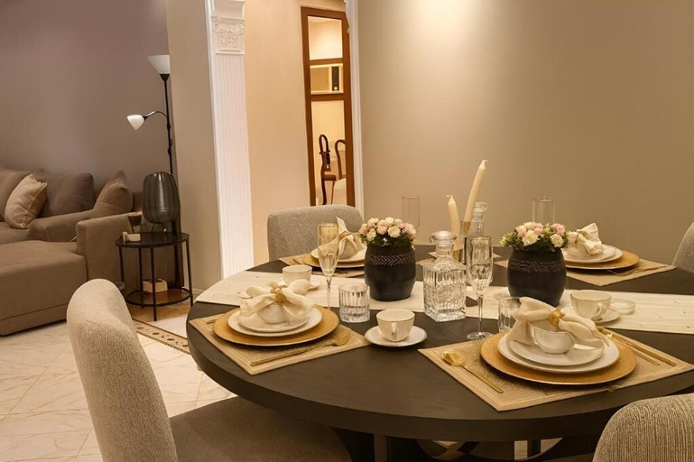 Dining 2, Luxury Apartment in Makkah, Makkah