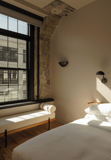 Room 2, Sela V Hotel, New York