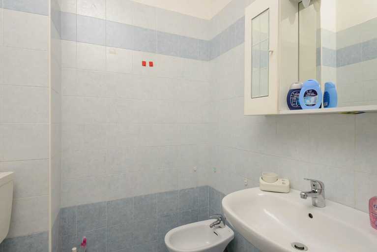 3, Cozy Beachside Vacation Flat in Lignano, Udine