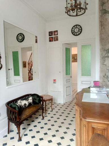 Others 3, VILLA SAINT-PIERRE, Vienne