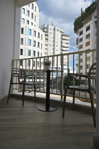 Terrace/patio, Cosmos Luxury Studio Suites, Tiranës
