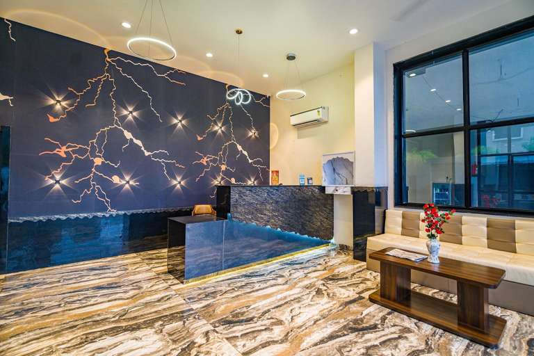 Lobby 5, Kanha Shree by Cosmos Hotels, Indore