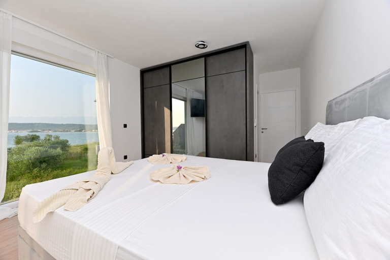 Room 2, Villa Giovanni Zadar Villas, Ražanac