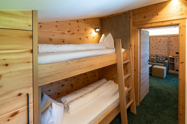 Bedroom, Hotel Huber Hochland, Schwaz