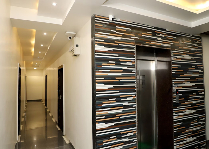 Interior 3, Kanha Shree by Cosmos Hotels, Indore