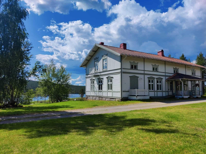 Primary image