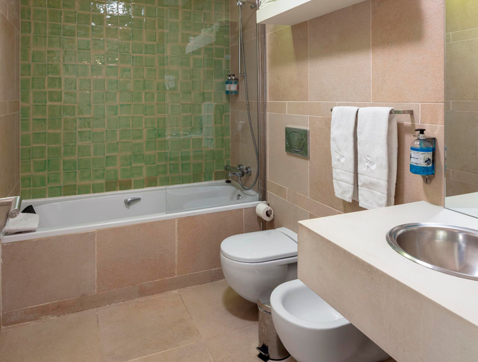 Bathroom 4, LSA Palácio Camões by Numa, Lisbon