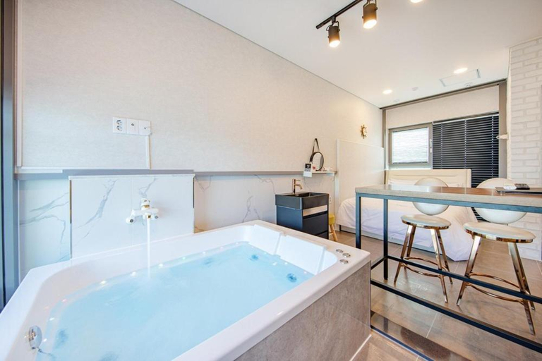 Bathroom 2, Gangneung Wee Pension, Gangneung