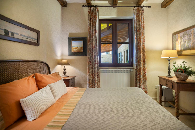 Bedroom 3, VILLA TERRA DEL SOLE 8, Emma Villas, Agrigento