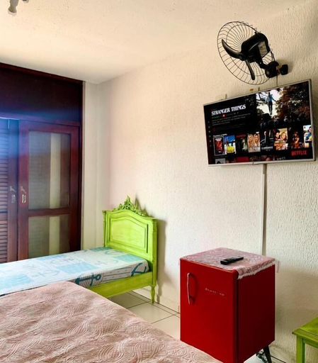 Room 4, HOSTEL E POUSADA BAHIA BEACH, Itanhaém