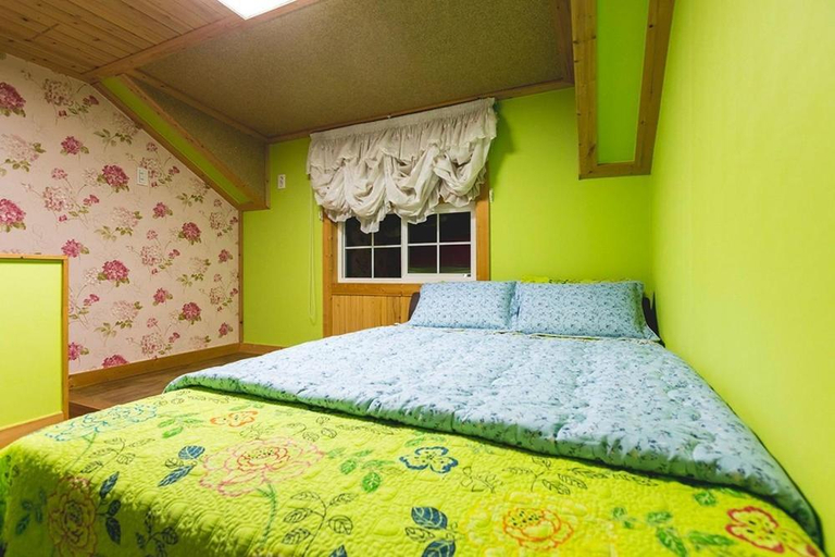 Bedroom 2, gurye supyiyojeong pensyeon, Gurye