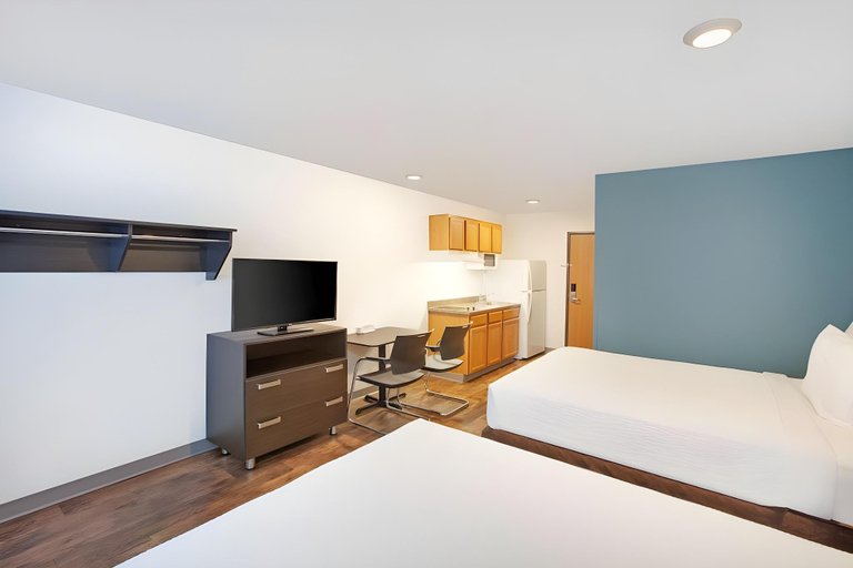 Bedroom 3, WoodSpring Suites Springdale, Washington