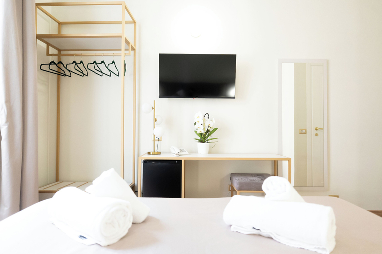 Bedroom 3, Hotel RomAntica, Roma