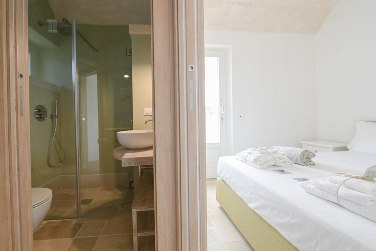Others 3, Trullo White Dream con Piscina, Brindisi