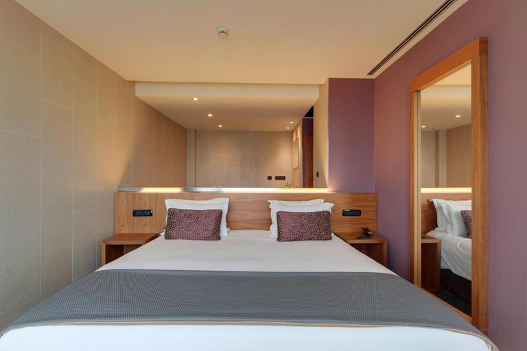 Bedroom 2, Badalona Tower, Barcelona