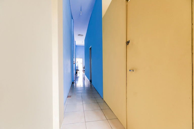 Public Area 2, 90009 Faster Inn 1, Deli Serdang