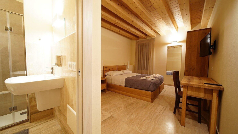 Bedroom 5, Destiny Home Soave, Verona