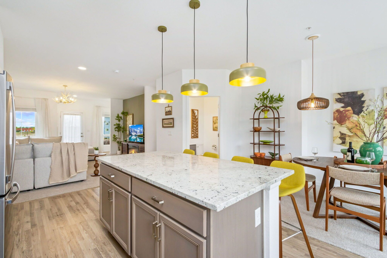Interior 4, Juniper Bloom 2 King Suites, Garage, Bikes, Larimer