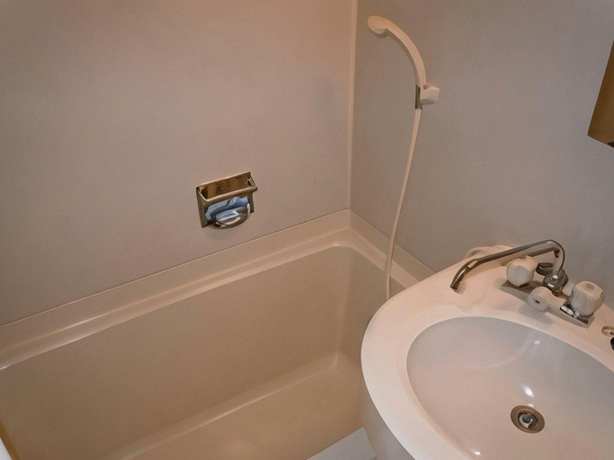 Bathroom 3, Sunrise Hotel, Ryūgasaki