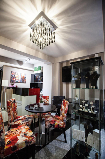 Food & Drinks, Diamond City Living, East Macedonia and Thrace