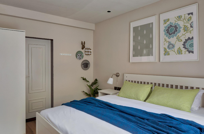 Others 5, Koral- 1 BHK Arpora North Goa, North Goa