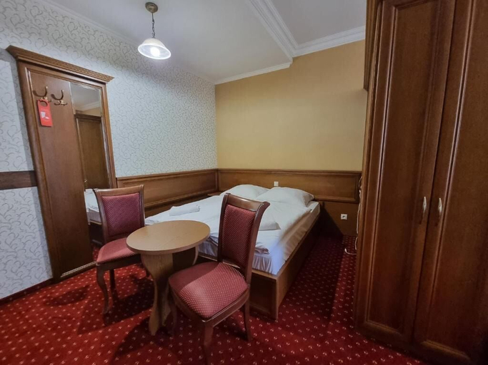 Room 5, Rezydencja Palac Lucja BB, Krapkowice