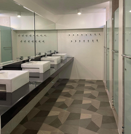 Bathroom 4, Bmax Spacepods, Lapu-Lapu City