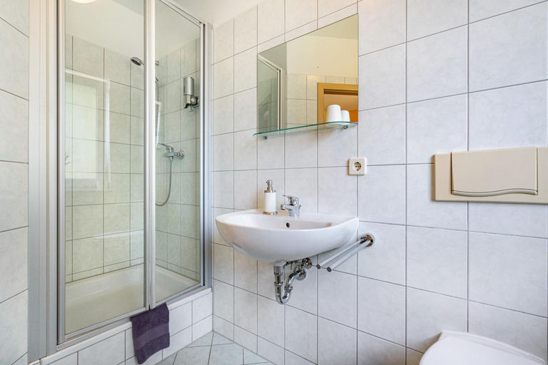 Bathroom 3, Gastezimmer - Meißen, Meißen