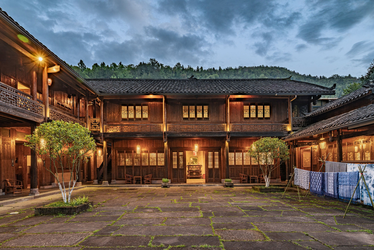 Exterior 5, Longshe Yellow Dragon Cave Retreat, Zhangjiajie