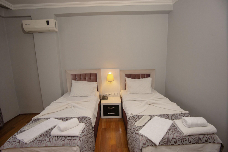 Bedroom 2, SRF Hotel, Merkez