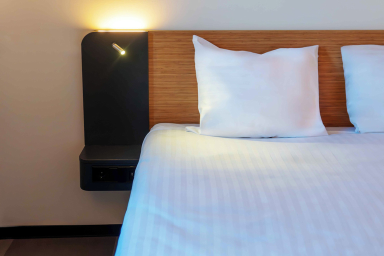 Bedroom 3, easyHotel Amsterdam Arena Boulevard, Amsterdam