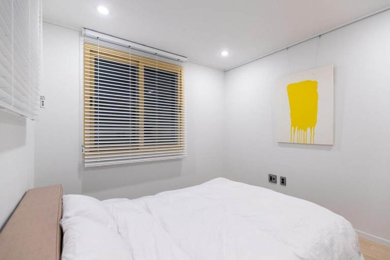Bedroom 2, Jayouhaneun private house, Jeju