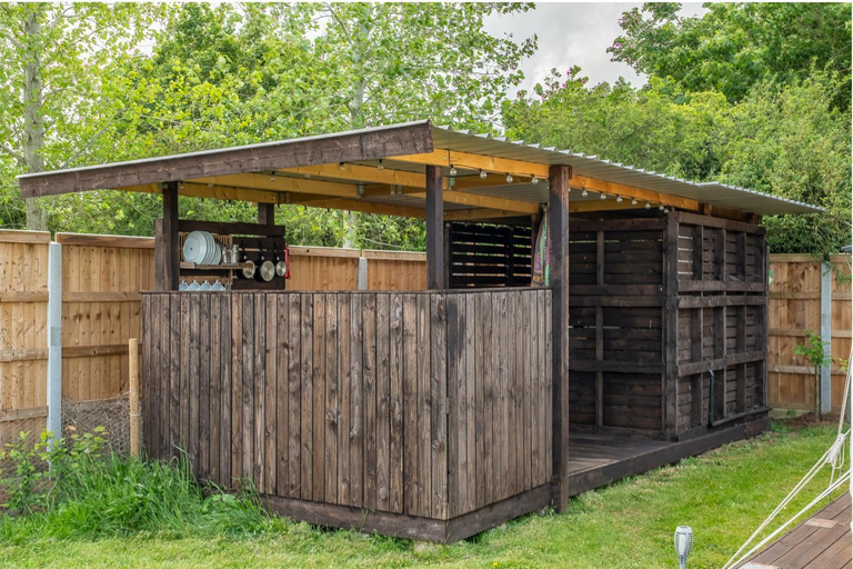 Exterior view 3, Luxury glamping in Constable Country - Valley View Yurt, Suffolk